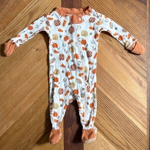 Newborn Burt's Bees Baby Pumpkin Pie Fall Patterned Kids Footie